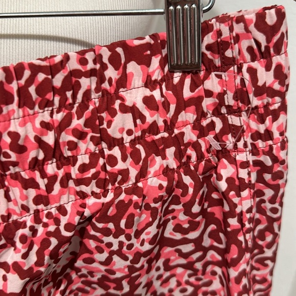 Athleta Mesh Racer Run High Rise 3” Shorts size XL - Picture 4 of 8